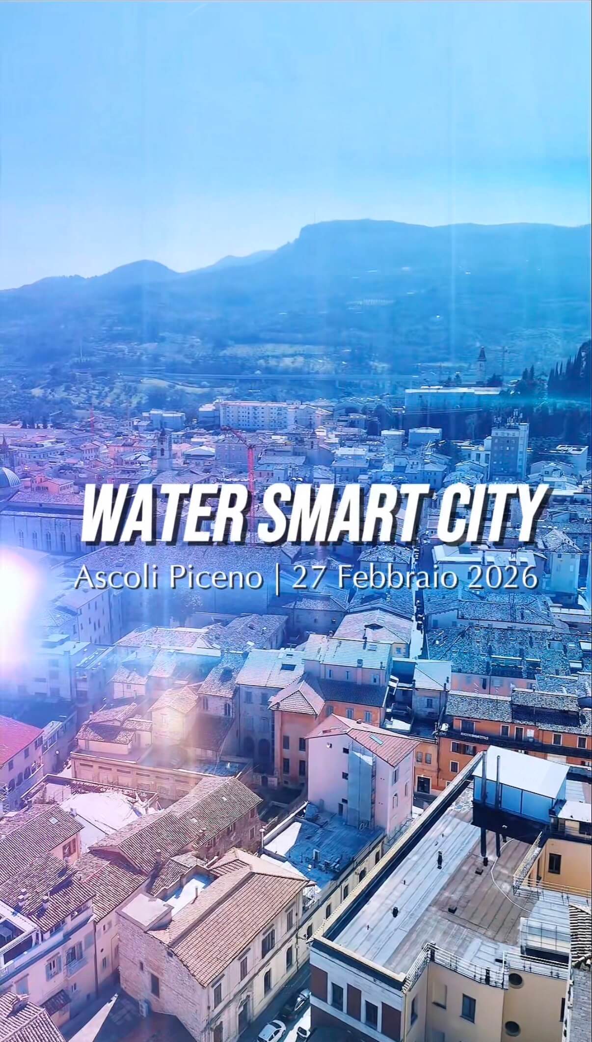 Convegno Water Smart City presso il Teatro dei Filarmonici di Ascoli Piceno con intervento del Prof. Francesco Fatone e rappresentanti istituzionali su gestione idrica e digitalizzazione.