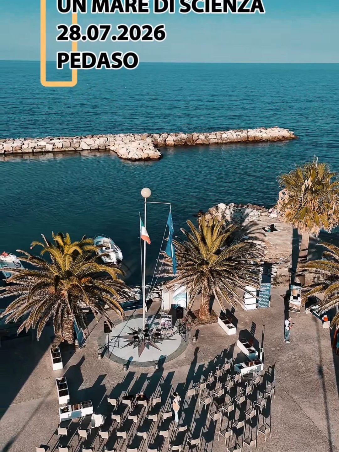 Il Prof. Francesco Fatone durante l'evento "Un Mare di Scienza 2026" dedicato a biodiversità marina, microplastiche e sostenibilità ambientale.